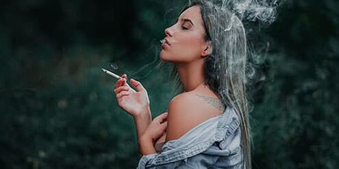 Dreaming about your spouse smoking - give her useful advice
