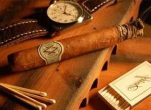 How to smoke cigars correctly